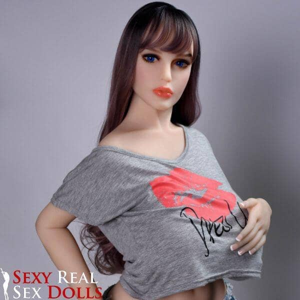 155cm (5ft1") Huge Breast Latina Model - Viv - Image 5