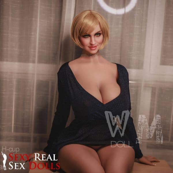 173cm (5ft 8') H-Cup Breast with Big Ol Yams - Elisse - Image 15